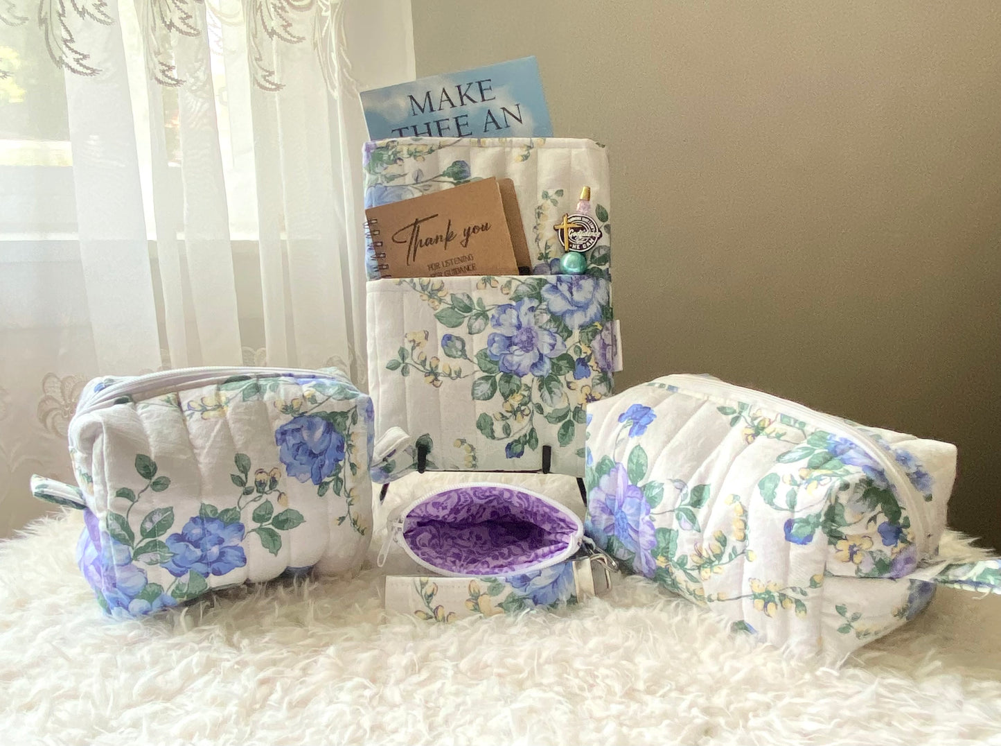 Vintage flowers Theme set/Travel bag/Mini purse w/ wristlet/Book sleeve/Makeup bag/Medicine bag/ Christmas gift/ birthday gift/Handmade/Keychain