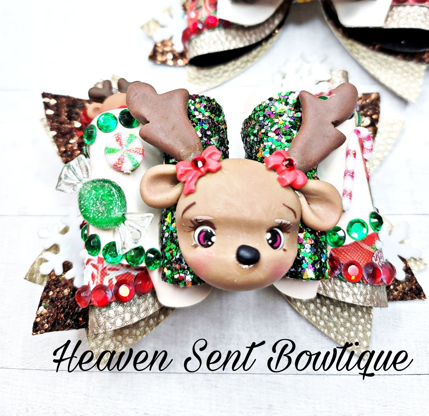 Reindeer Hair Bow/Vinyl Hair Bow/Christmas Bow/Reindeer Theme/Holiday Hair Bow/Christmas Pageant hair Bow