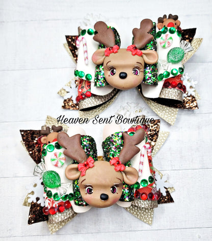 Reindeer Hair Bow/Vinyl Hair Bow/Christmas Bow/Reindeer Theme/Holiday Hair Bow/Christmas Pageant hair Bow
