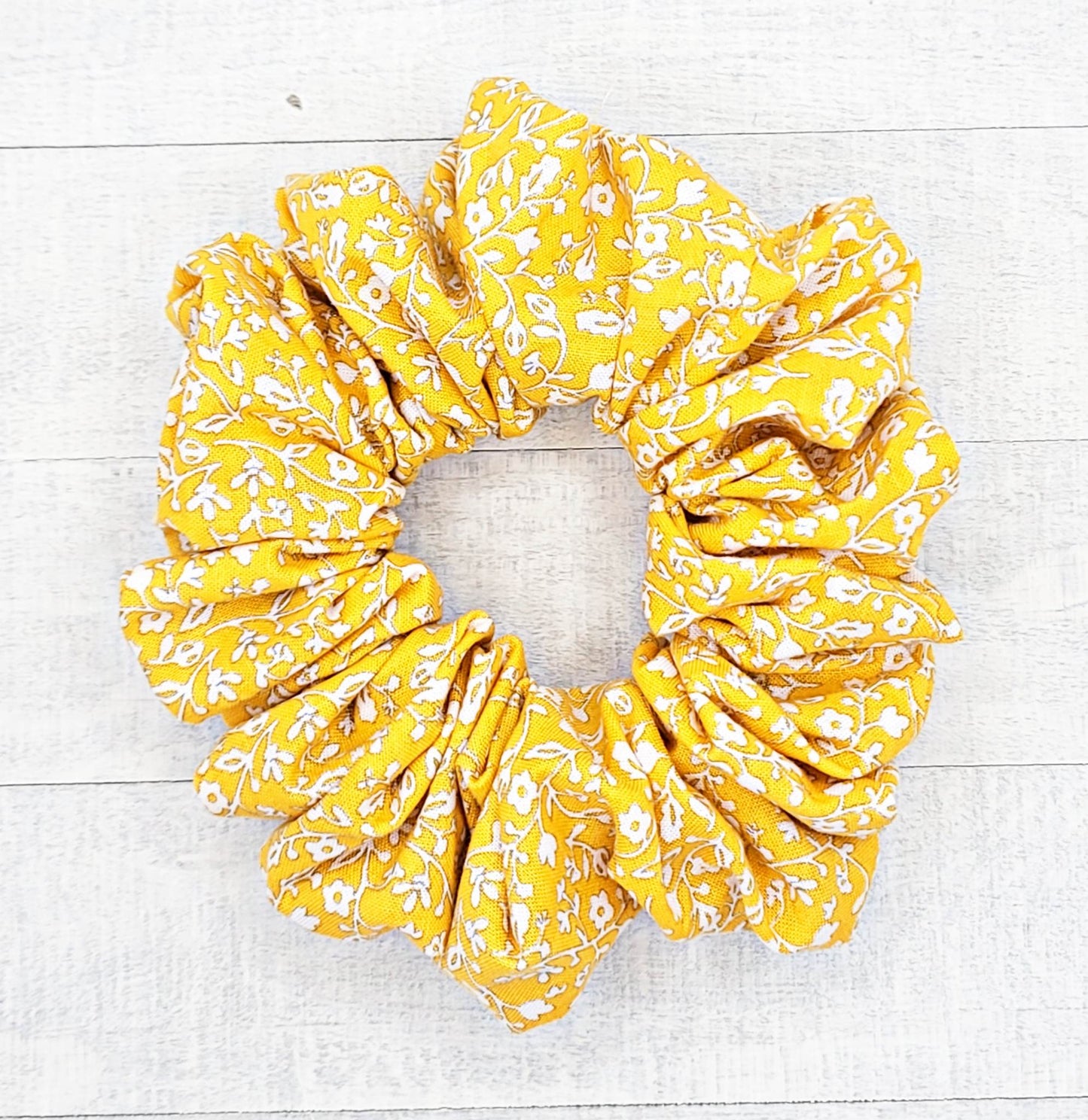 Summer Scrunchies/Silk Scrunchie/Scrunchy/Wedding Scrunchies/Hair Ties/Pony Holders/Gifts for Bridesmaids/Wedding Party Gifts/