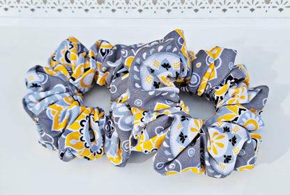 Summer Scrunchies/Silk Scrunchie/Scrunchy/Hair Ties/Pony Holders/Gifts for Bridesmaids/Wedding Party Gifts/Cotton Scrunchies