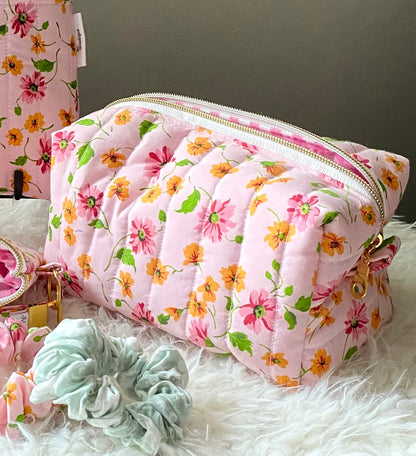 Pink floral theme Boxy bag/ Matching book sleeve /Mini purse/ birthday gift/ Christmas gift/ Handmade/Keychain/Quilted Boxy bag