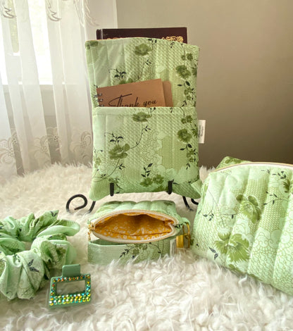 Elegant Green Quilted Boxy bag/ Mini purse/Book sleeve/Keychain/Birthday gift/ Christmas gift/Wristlet