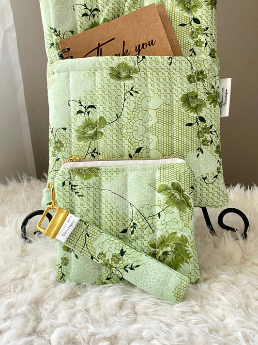 Elegant Green Quilted Boxy bag/ Mini purse/Book sleeve/Keychain/Birthday gift/ Christmas gift/Wristlet