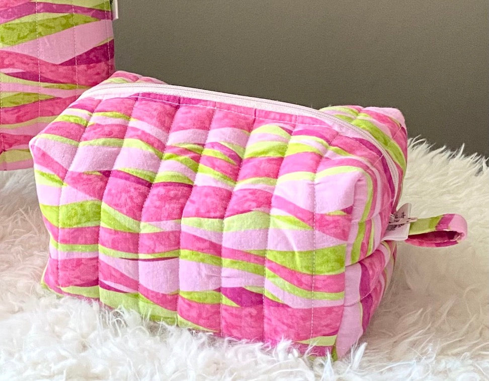 Pink & Green Travel Bag/ Travel Bag/ Book Sleeve/ Mini Purse w/ Wristlet/ Medicine Bag/ Makeup Bag/ Birthday Gift/ Christmas Gift/ Handmade/ Cotten fabric/ Keychain/ Quilted Boxy bag/ Quilted Book Sleeve