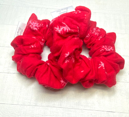 Snowflake Scrunchy/Christmas Scrunchy/Cotten Fabric/Birthday Gift/Scrunchy/Hair Tie/Ponytail Holder