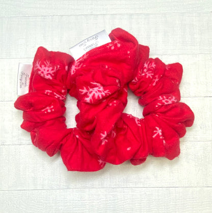Snowflake Scrunchy/Christmas Scrunchy/Cotten Fabric/Birthday Gift/Scrunchy/Hair Tie/Ponytail Holder