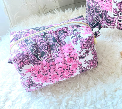 Black/white/pink Travel Set/ Travel Bag/ Book Sleeve/ Mini Purse w/ Wristlet/ Medicine Bag/ Makeup Bag/ Birthday Gift/ Christmas Gift/ Handmade/ Cotten fabric/ Keychain/ Quilted Boxy bag/ Quilted Book Sleeve