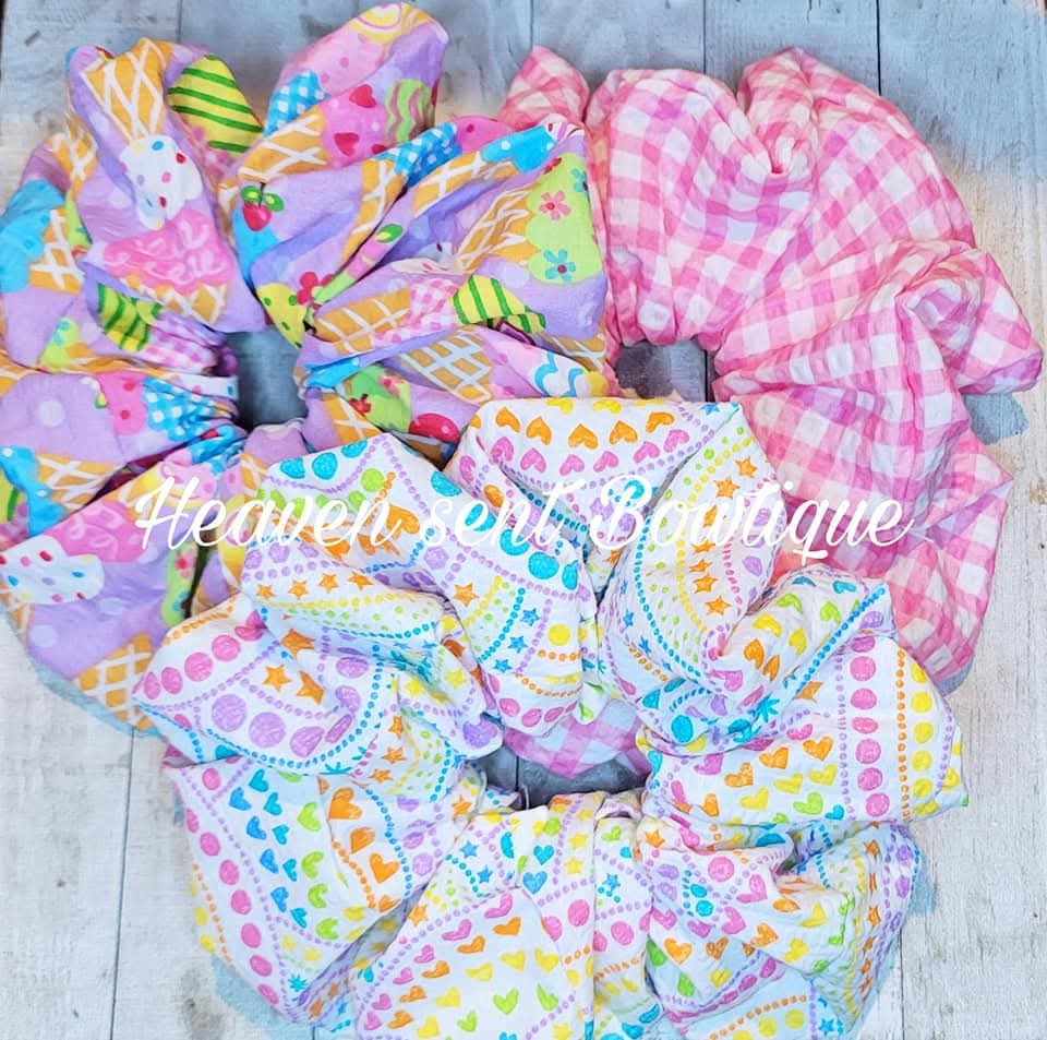 Summer Scrunchies